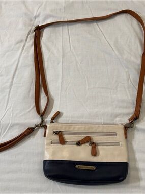 Stone Mountain Accessories Cream, Navy & Tan Colorblock Crossbody